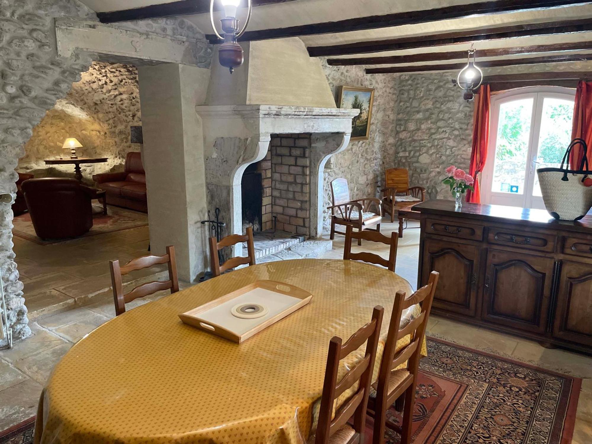 Gites Au Chateau Des Estubiers Les Granges-Gontardes Exterior foto